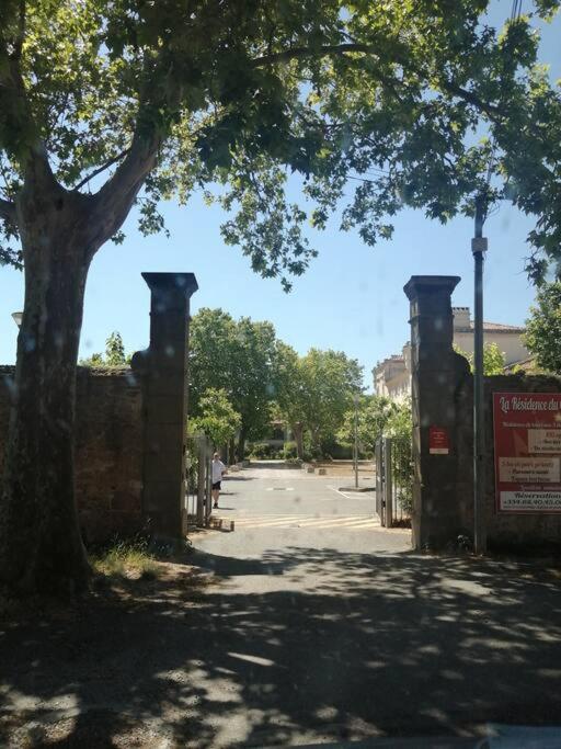 Le Soleil D Eugenie Appartement Dans Residence Avec Piscine Commune Pres De Carcassonne Olonzac ภายนอก รูปภาพ