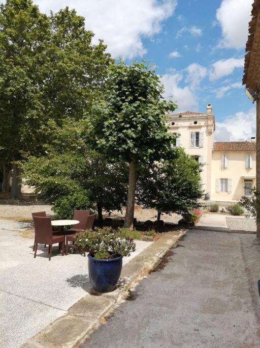 Le Soleil D Eugenie Appartement Dans Residence Avec Piscine Commune Pres De Carcassonne Olonzac ภายนอก รูปภาพ