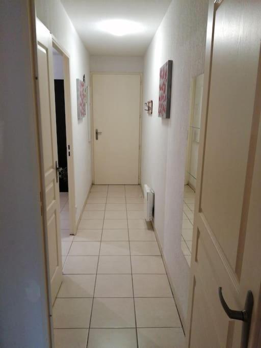 Le Soleil D Eugenie Appartement Dans Residence Avec Piscine Commune Pres De Carcassonne Olonzac ภายนอก รูปภาพ