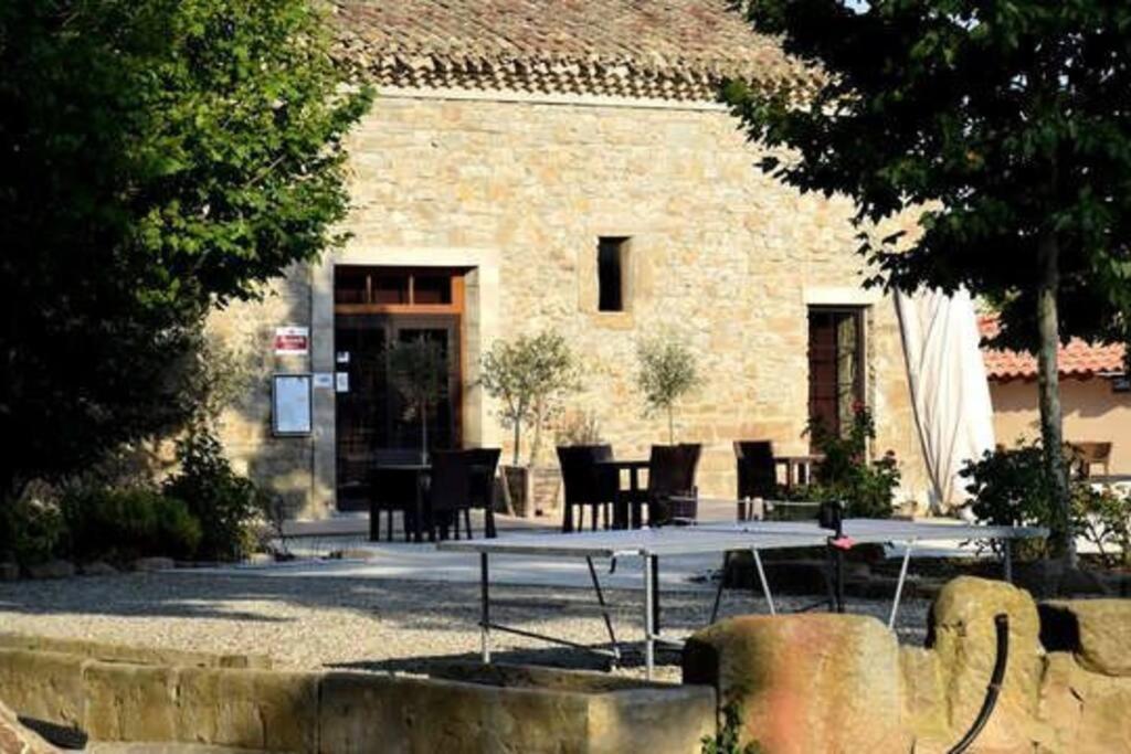 Le Soleil D Eugenie Appartement Dans Residence Avec Piscine Commune Pres De Carcassonne Olonzac ภายนอก รูปภาพ